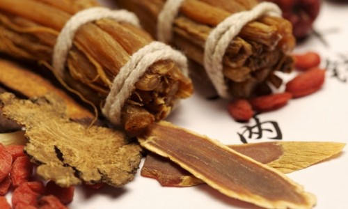 家常猪尾黑豆汤配方-猪尾焗黑豆的功效网 :分享黑豆焗猪尾巴的做法-猪尾黑豆汤的正确做法知识